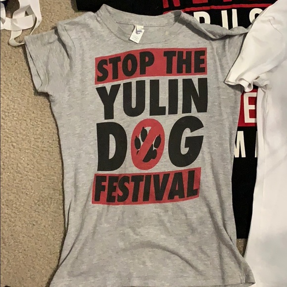 Three dog shirts - Picture 2 of 4